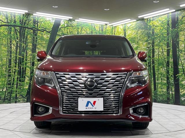 エルグランド ２５０ハイウェイスターＳ　両側電動スライドドア　純正ＳＤナビ　全周囲カメラ　禁煙車　衝突軽減装置　レーダークルーズ　スマートキー　オートライト　オートエアコン　ＬＥＤヘッド　ＥＴＣ　電動格納ミラー　プライバシーガラス（16枚目）