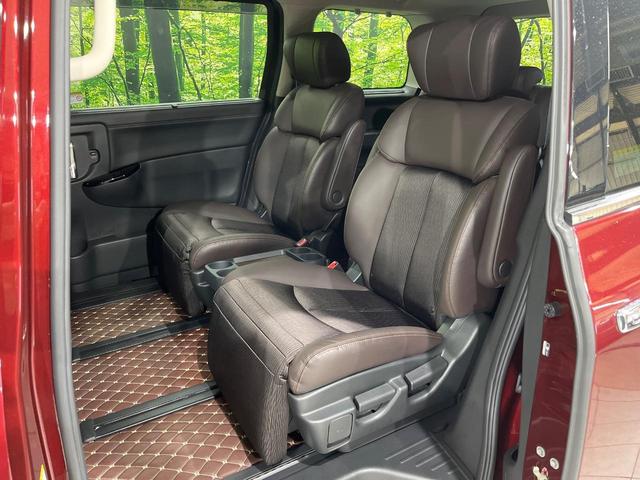 エルグランド ２５０ハイウェイスターＳ　両側電動スライドドア　純正ＳＤナビ　全周囲カメラ　禁煙車　衝突軽減装置　レーダークルーズ　スマートキー　オートライト　オートエアコン　ＬＥＤヘッド　ＥＴＣ　電動格納ミラー　プライバシーガラス（40枚目）