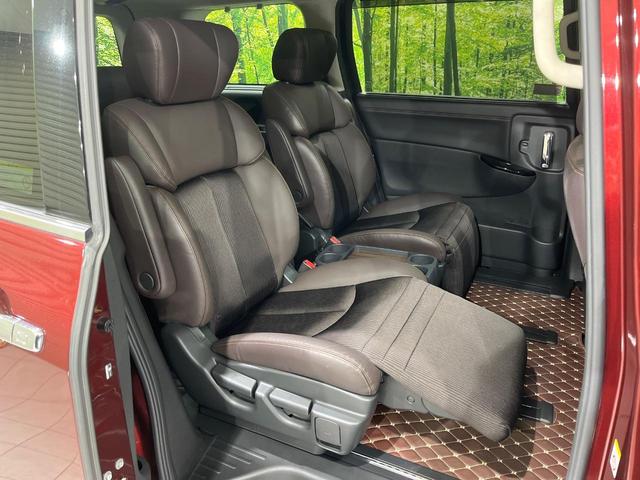 エルグランド ２５０ハイウェイスターＳ　両側電動スライドドア　純正ＳＤナビ　全周囲カメラ　禁煙車　衝突軽減装置　レーダークルーズ　スマートキー　オートライト　オートエアコン　ＬＥＤヘッド　ＥＴＣ　電動格納ミラー　プライバシーガラス（44枚目）