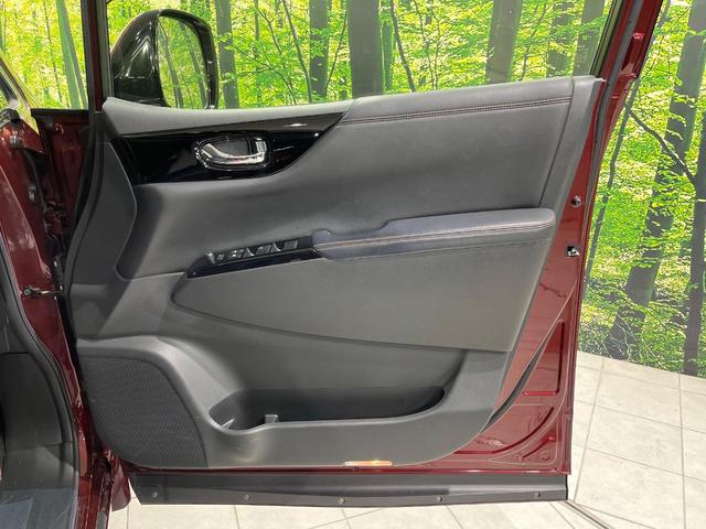 エルグランド ２５０ハイウェイスターＳ　両側電動スライドドア　純正ＳＤナビ　全周囲カメラ　禁煙車　衝突軽減装置　レーダークルーズ　スマートキー　オートライト　オートエアコン　ＬＥＤヘッド　ＥＴＣ　電動格納ミラー　プライバシーガラス（50枚目）