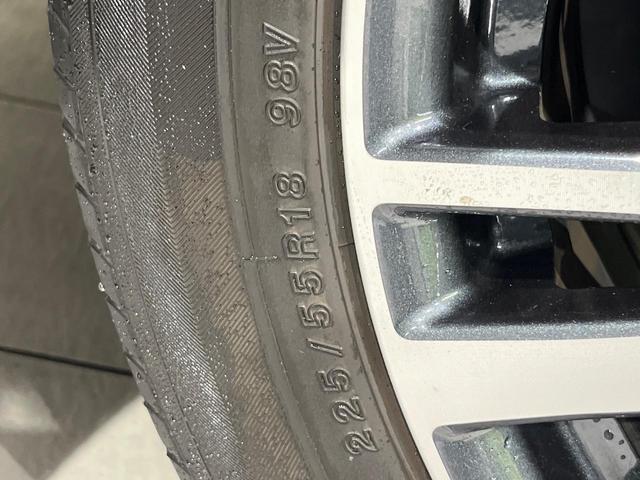 エルグランド ２５０ハイウェイスターＳ　両側電動スライドドア　純正ＳＤナビ　全周囲カメラ　禁煙車　衝突軽減装置　レーダークルーズ　スマートキー　オートライト　オートエアコン　ＬＥＤヘッド　ＥＴＣ　電動格納ミラー　プライバシーガラス（64枚目）