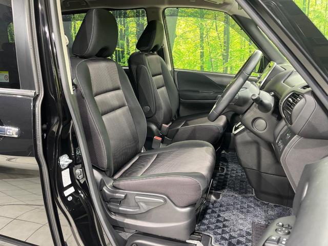 セレナ ハイウェイスター　両側電動スライドドア　後席モニター　純正ＳＤナビ　全周囲カメラ　禁煙車　衝突軽減装置　レーダークルーズ　スマートキー　オートライト　オートエアコン　ＥＴＣ　クリアランスソナー　電動格納ミラー（9枚目）