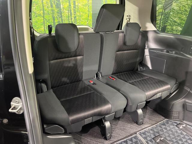 セレナ ハイウェイスター　両側電動スライドドア　後席モニター　純正ＳＤナビ　全周囲カメラ　禁煙車　衝突軽減装置　レーダークルーズ　スマートキー　オートライト　オートエアコン　ＥＴＣ　クリアランスソナー　電動格納ミラー（11枚目）