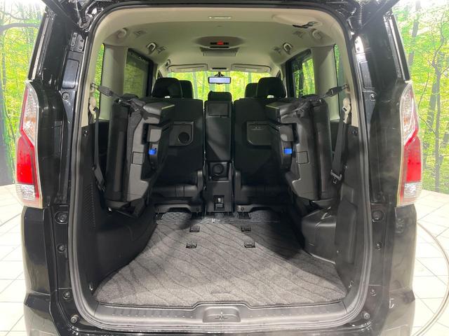 セレナ ハイウェイスター　両側電動スライドドア　後席モニター　純正ＳＤナビ　全周囲カメラ　禁煙車　衝突軽減装置　レーダークルーズ　スマートキー　オートライト　オートエアコン　ＥＴＣ　クリアランスソナー　電動格納ミラー（53枚目）