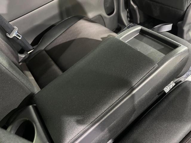 セレナ ハイウェイスター　両側電動スライドドア　後席モニター　純正ＳＤナビ　全周囲カメラ　禁煙車　衝突軽減装置　レーダークルーズ　スマートキー　オートライト　オートエアコン　ＥＴＣ　クリアランスソナー　電動格納ミラー（59枚目）