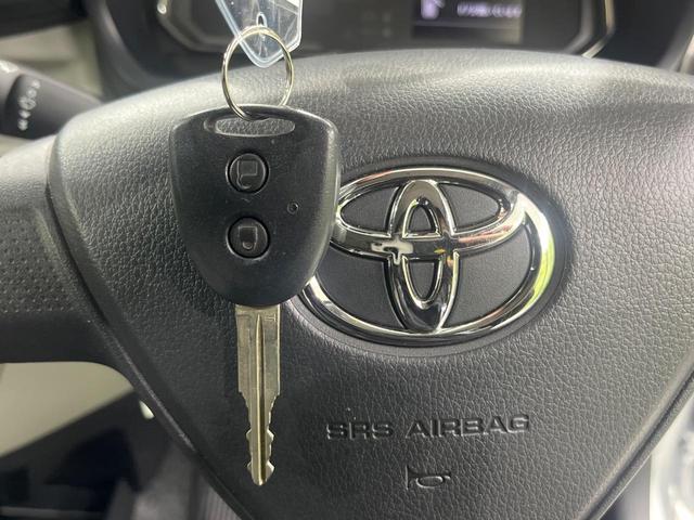 ピクシスエポック Ｘ　ＳＡＩＩＩ　純正ＳＤナビ　バックカメラ　禁煙車　衝突軽減装置　オートライト　ＬＥＤヘッド　クリアランスソナー　電動格納ミラー　アイドリングストップ　オートマチックハイビーム　パワーステアリング　パワーウィンドウ（32枚目）