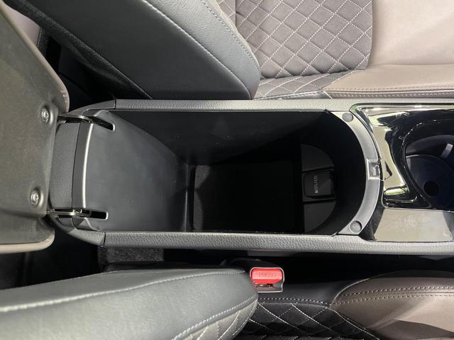 C-HR G 純正8型ナビ付ディスプレイオーディオ バックカメラ 禁煙車 レーダークルーズ ETC 衝突被害軽減装置 ハーフレザーシート ドラレコ コーナーセンサー スマートキー LEDヘッド 純正18インチアルミ(45枚目)