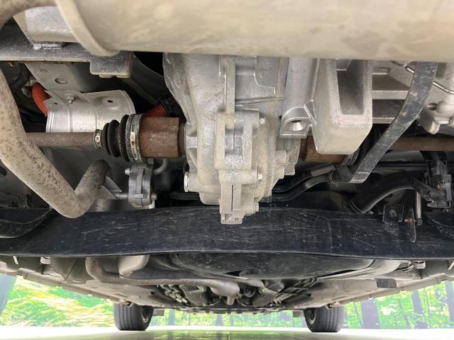 オーラ Ｇ　ＦＯＵＲ　レザーエディション　ＢＯＳＥサウンド　純正ＳＤナビ　全周囲カメラ　禁煙車　衝突軽減装置　レーダークルーズ　ＥＴＣ　スマートキー　オートライト　オートエアコン　ＬＥＤヘッド　ＬＥＤフォグ　シートヒーター　クリアランスソナー（20枚目）