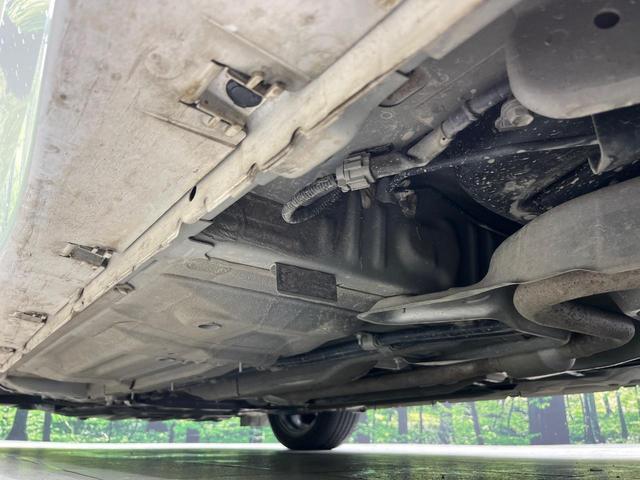 オーラ Ｇ　ＦＯＵＲ　レザーエディション　ＢＯＳＥサウンド　純正ＳＤナビ　全周囲カメラ　禁煙車　衝突軽減装置　レーダークルーズ　ＥＴＣ　スマートキー　オートライト　オートエアコン　ＬＥＤヘッド　ＬＥＤフォグ　シートヒーター　クリアランスソナー（21枚目）