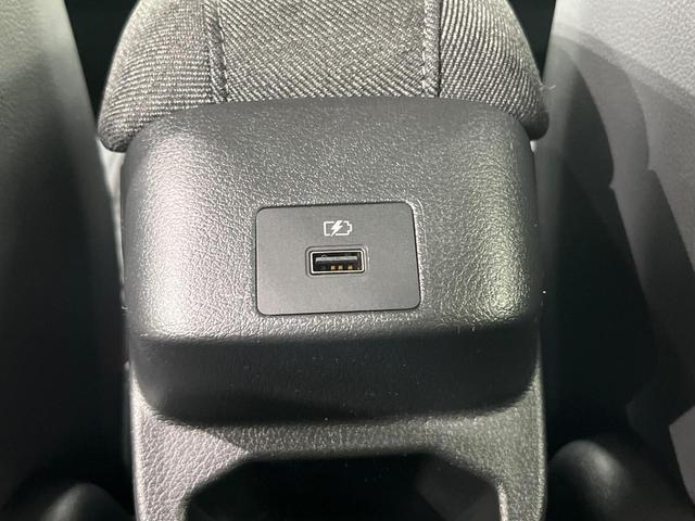 オーラ Ｇ　ＦＯＵＲ　レザーエディション　ＢＯＳＥサウンド　純正ＳＤナビ　全周囲カメラ　禁煙車　衝突軽減装置　レーダークルーズ　ＥＴＣ　スマートキー　オートライト　オートエアコン　ＬＥＤヘッド　ＬＥＤフォグ　シートヒーター　クリアランスソナー（39枚目）