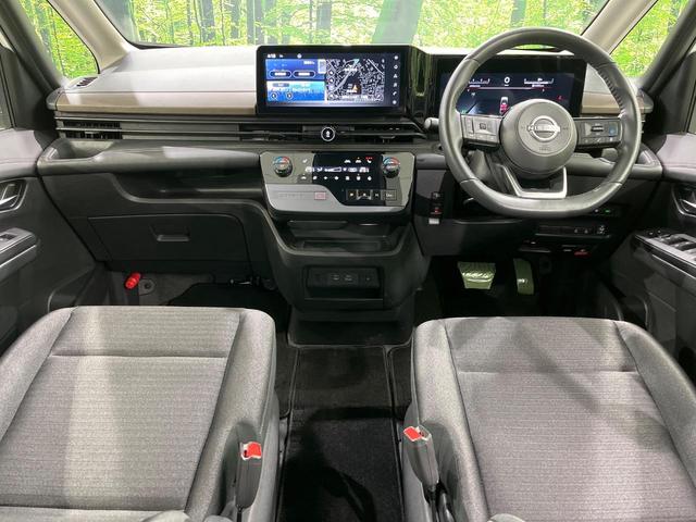 セレナ ハイウェイスターＶ　４ＷＤ　１２．３インチナビ　アラウンドビューカメラ　ＥＴＣ２．０　禁煙車　３６０度セーフティアシスト　ハンズフリー両側電動スライド　ＬＥＤヘッド＆フォグ　オートライト　インテリジェントルームミラー（2枚目）