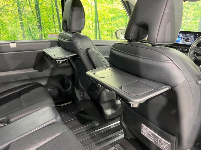 セレナ ハイウェイスターＶ　４ＷＤ　１２．３インチナビ　アラウンドビューカメラ　ＥＴＣ２．０　禁煙車　３６０度セーフティアシスト　ハンズフリー両側電動スライド　ＬＥＤヘッド＆フォグ　オートライト　インテリジェントルームミラー（45枚目）
