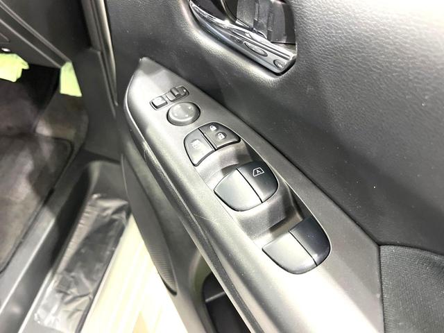 セレナ ｅ－パワー　ハイウェイスターＶ　後席モニター　両側電動ドア　禁煙車　純正ＳＤナビ　全周囲カメラ　衝突被害軽減システム　スマートキー　ＬＥＤヘッド　ＥＴＣ　クルコン　純正１５インチアルミ　Ｂｌｕｅｔｏｏｔｈ（43枚目）