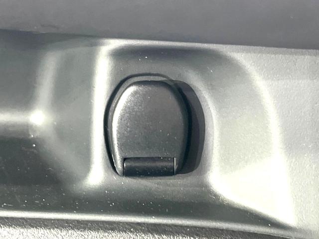 セレナ ｅ－パワー　ハイウェイスターＶ　後席モニター　両側電動ドア　禁煙車　純正ＳＤナビ　全周囲カメラ　衝突被害軽減システム　スマートキー　ＬＥＤヘッド　ＥＴＣ　クルコン　純正１５インチアルミ　Ｂｌｕｅｔｏｏｔｈ（49枚目）