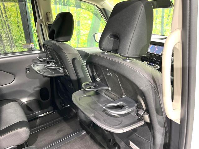 セレナ ｅ－パワー　ハイウェイスターＶ　後席モニター　両側電動ドア　禁煙車　純正ＳＤナビ　全周囲カメラ　衝突被害軽減システム　スマートキー　ＬＥＤヘッド　ＥＴＣ　クルコン　純正１５インチアルミ　Ｂｌｕｅｔｏｏｔｈ（55枚目）