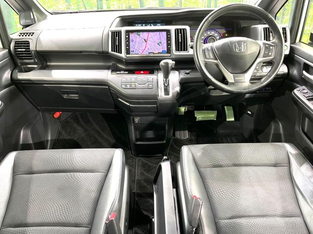 ステップワゴンスパーダ Z クールスピリット 両側電動スライドドア パナソニック製8型SDナビ バックカメラ 寒冷地仕様 禁煙車 ハーフレザーシート スマートキー HIDヘッド ETC クルコン オートライト オートエアコン 盗難防止装置(2枚目)