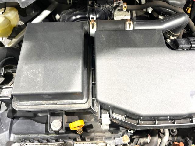 スペーシアカスタム ＸＳリミテッド　両側電動スライドドア　ＳＤナビ　禁煙車　衝突軽減装置　スマートキー　オートライト　ＨＩＤヘッド　シートヒーター　ＥＴＣ　オートエアコン　電動格納ミラー　プライバシーガラス　ドアバイザー　フルセグ（19枚目）