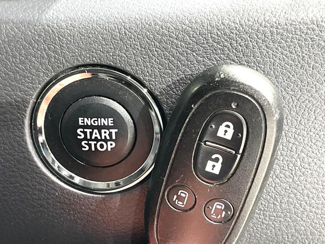 スペーシアカスタム ＸＳリミテッド　両側電動スライドドア　ＳＤナビ　禁煙車　衝突軽減装置　スマートキー　オートライト　ＨＩＤヘッド　シートヒーター　ＥＴＣ　オートエアコン　電動格納ミラー　プライバシーガラス　ドアバイザー　フルセグ（34枚目）