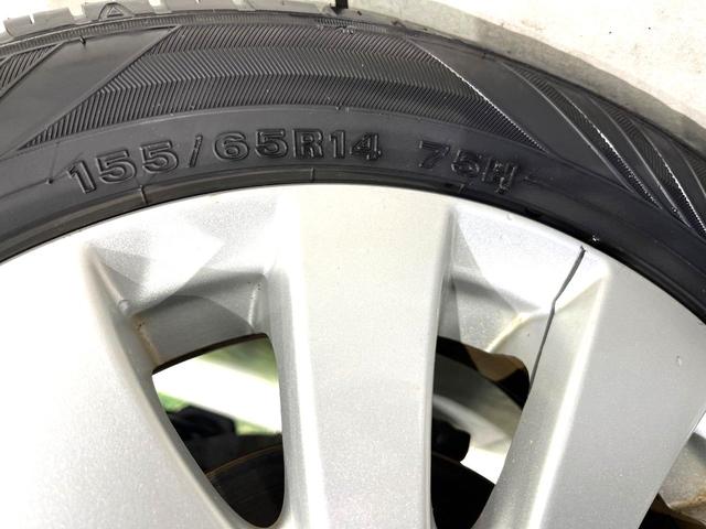 スペーシアカスタム ＸＳリミテッド　両側電動スライドドア　ＳＤナビ　禁煙車　衝突軽減装置　スマートキー　オートライト　ＨＩＤヘッド　シートヒーター　ＥＴＣ　オートエアコン　電動格納ミラー　プライバシーガラス　ドアバイザー　フルセグ（52枚目）