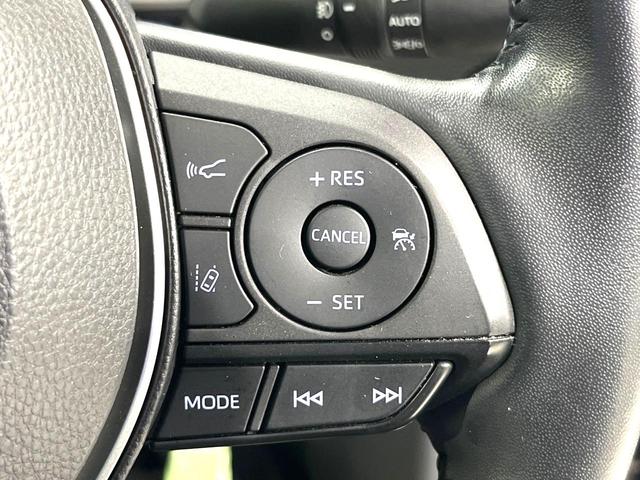 カローラクロス ハイブリッド　Ｚ　純正ＳＤナビ　バックカメラ　寒冷地仕様　禁煙車　衝突軽減装置　レーダークルーズ　スマートキー　オートライト　ＬＥＤヘッド　ＥＴＣ　パワーバックドア　パワーシート　シートヒーター　オートエアコン（7枚目）