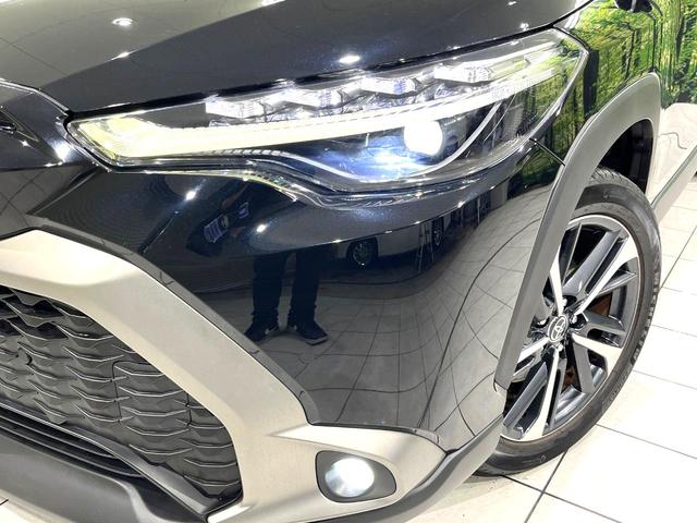 カローラクロス ハイブリッド　Ｚ　純正ＳＤナビ　バックカメラ　寒冷地仕様　禁煙車　衝突軽減装置　レーダークルーズ　スマートキー　オートライト　ＬＥＤヘッド　ＥＴＣ　パワーバックドア　パワーシート　シートヒーター　オートエアコン（13枚目）