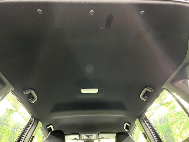 カローラクロス ハイブリッド　Ｚ　純正ＳＤナビ　バックカメラ　寒冷地仕様　禁煙車　衝突軽減装置　レーダークルーズ　スマートキー　オートライト　ＬＥＤヘッド　ＥＴＣ　パワーバックドア　パワーシート　シートヒーター　オートエアコン（50枚目）