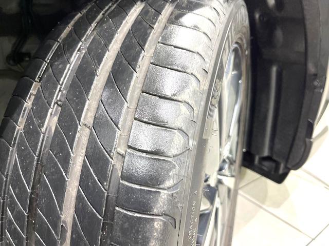 カローラクロス ハイブリッド　Ｚ　純正ＳＤナビ　バックカメラ　寒冷地仕様　禁煙車　衝突軽減装置　レーダークルーズ　スマートキー　オートライト　ＬＥＤヘッド　ＥＴＣ　パワーバックドア　パワーシート　シートヒーター　オートエアコン（66枚目）