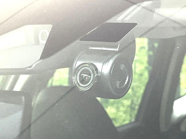 フォレスター Ｘ－エディション　純正ＳＤナビ　バックカメラ　禁煙車　衝突軽減装置　レーダークルーズ　スマートキー　オートライト　ＬＥＤヘッド　パワーバックドア　パワーシート　シートヒーター　オートエアコン　電動格納ミラー（8枚目）