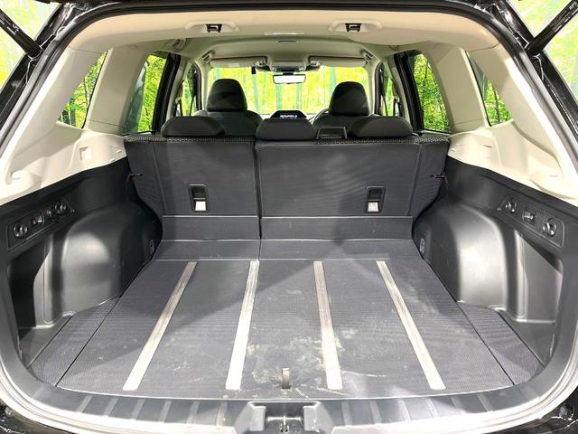 フォレスター Ｘ－エディション　純正ＳＤナビ　バックカメラ　禁煙車　衝突軽減装置　レーダークルーズ　スマートキー　オートライト　ＬＥＤヘッド　パワーバックドア　パワーシート　シートヒーター　オートエアコン　電動格納ミラー（11枚目）