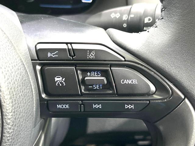 アクア Ｚ　１０．５インチディスプレイ　全周囲カメラ　寒冷地仕様　禁煙車　衝突軽減装置　レーダークルーズ　オートライト　オートエアコン　スマートキー　オートマチックハイビーム　ＬＥＤヘッド　ＬＥＤフォグ（7枚目）