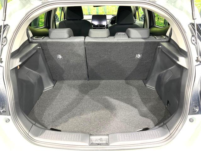 アクア Ｚ　１０．５インチディスプレイ　全周囲カメラ　寒冷地仕様　禁煙車　衝突軽減装置　レーダークルーズ　オートライト　オートエアコン　スマートキー　オートマチックハイビーム　ＬＥＤヘッド　ＬＥＤフォグ（11枚目）