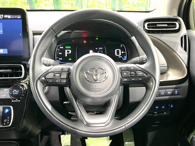 アクア Ｚ　１０．５インチディスプレイ　全周囲カメラ　寒冷地仕様　禁煙車　衝突軽減装置　レーダークルーズ　オートライト　オートエアコン　スマートキー　オートマチックハイビーム　ＬＥＤヘッド　ＬＥＤフォグ（12枚目）