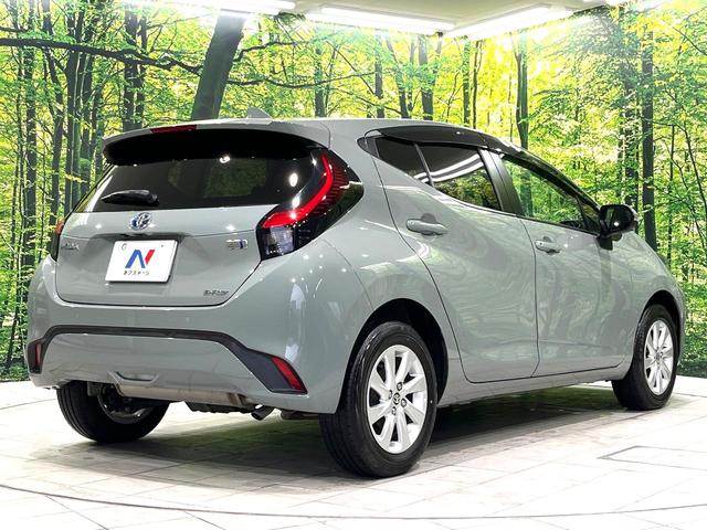 アクア Ｚ　１０．５インチディスプレイ　全周囲カメラ　寒冷地仕様　禁煙車　衝突軽減装置　レーダークルーズ　オートライト　オートエアコン　スマートキー　オートマチックハイビーム　ＬＥＤヘッド　ＬＥＤフォグ（18枚目）