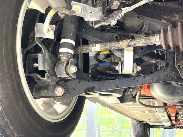 アクア Ｚ　１０．５インチディスプレイ　全周囲カメラ　寒冷地仕様　禁煙車　衝突軽減装置　レーダークルーズ　オートライト　オートエアコン　スマートキー　オートマチックハイビーム　ＬＥＤヘッド　ＬＥＤフォグ（23枚目）