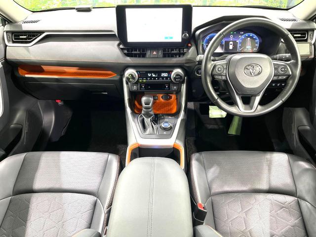 RAV4 ハイブリッドアドベンチャー 10インチディスプレイオーディオ 全周囲カメラ 禁煙車 寒冷地仕様 衝突軽減装置 レーダークルーズ スマートキー パワーシート シートヒーター ETC オートライト オートエアコン レーンアシスト(2枚目)