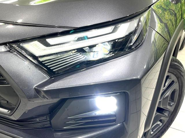 RAV4 ハイブリッドアドベンチャー 10インチディスプレイオーディオ 全周囲カメラ 禁煙車 寒冷地仕様 衝突軽減装置 レーダークルーズ スマートキー パワーシート シートヒーター ETC オートライト オートエアコン レーンアシスト(12枚目)