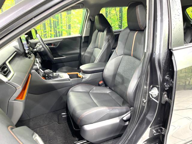 RAV4 ハイブリッドアドベンチャー 10インチディスプレイオーディオ 全周囲カメラ 禁煙車 寒冷地仕様 衝突軽減装置 レーダークルーズ スマートキー パワーシート シートヒーター ETC オートライト オートエアコン レーンアシスト(48枚目)