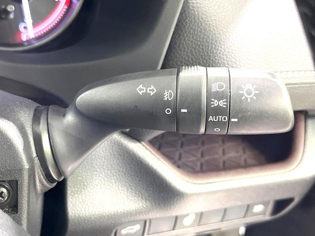 RAV4 G Zパッケージ 純正SDナビ バックカメラ 禁煙車 衝突軽減装置 レーダークルーズ スマートキー パワーバックドア パワーシート ETC オートライト オートエアコン LEDヘッド LEDフォグ シートヒーター(33枚目)