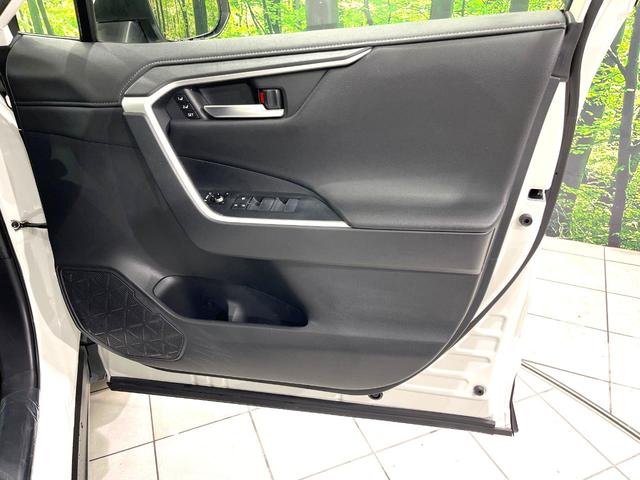 RAV4 G Zパッケージ 純正SDナビ バックカメラ 禁煙車 衝突軽減装置 レーダークルーズ スマートキー パワーバックドア パワーシート ETC オートライト オートエアコン LEDヘッド LEDフォグ シートヒーター(59枚目)