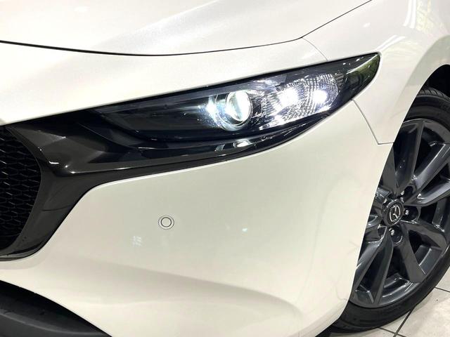 MAZDA3ファストバック 15Sツーリング 4WD 純正8.8インチナビ 360°ビューカメラ ETC ドラレコ 衝突軽減装置 レーダークルーズコントロール LEDヘッドライト フルセグTV Bluetooth接続 純正18インチアルミ(13枚目)