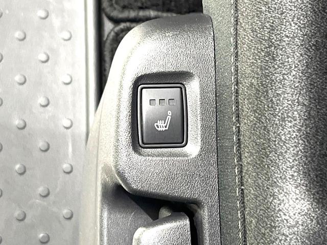 セレナ ハイウェイスターV 4WD 両側電動ド 全周囲カメラ インテリジェントエマージェンシアーブレーキ レーダークルーズ 禁煙車 コーナーセンサー スマートキー LEDヘッド 純正16インチAW オートハイビーム オートライト(40枚目)