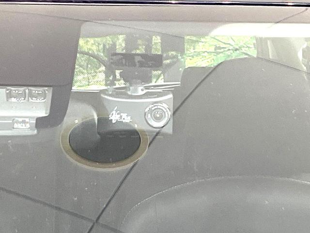 シエンタ G セーフティーエディション 4WD セーフティセンス 両側電動スライドドア SDナビ 全周囲カメラ 禁煙車 ドラレコ ステアリングヒーター ビルトインETC ドラレコ オートハイビーム 車線逸脱警報 前席シートヒーター(7枚目)