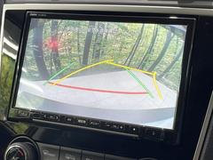 【バックカメラ】駐車時に後方がリアルタイム映像で確認できます。大型商業施設や立体駐車場での駐車時や、夜間のバック時に大活躍！運転スキルに関わらず、今や必須となった装備のひとつです！ 6