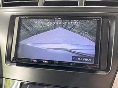 【バックカメラ】駐車時に後方がリアルタイム映像で確認できます。大型商業施設や立体駐車場での駐車時や、夜間のバック時に大活躍！運転スキルに関わらず、今や必須となった装備のひとつです！ 5