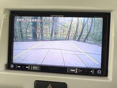 【バックカメラ】駐車時に後方がリアルタイム映像で確認できます。大型商業施設や立体駐車場での駐車時や、夜間のバック時に大活躍！運転スキルに関わらず、今や必須となった装備のひとつです！ 5