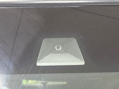 【ホンダセンシング】走行中に前方の車両等を認識し、衝突しそうな時は警報とブレーキで衝突回避と被害軽減をアシスト。より安全にドライブをお楽しみいただけます。 6