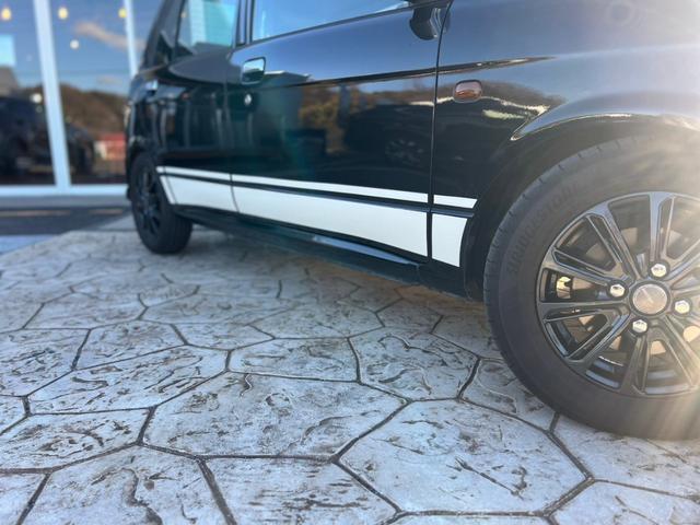 ミラジーノ ジーノターボ　マニュアルエアコン　リモコンキー　運転席助手席エアバック　運転席エアバッグ　パワーウィンドウ　パワステ　衝突安全ボディ（9枚目）
