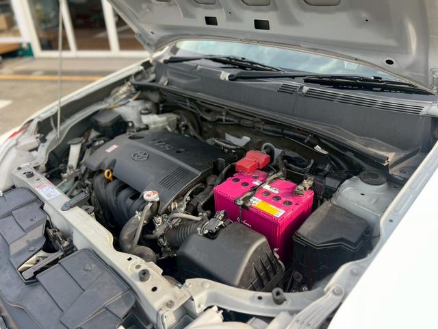 プロボックス ＧＬ　ＴＯＹＯＴＡグリル／リフトアップ仕様／オフビートＢｏｕｎｔｙコレクションホイール１４インチ／オープンカントリー／レトロ調シートカバー／ウッドパーツ／ＣＵＲＴルーフラック／ＣａｒｒｏｚｚｅｒｉａナビＴＶ（8枚目）