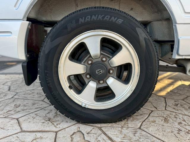 ジムニー ランドベンチャー　切替４ＷＤ　エアコン付き　ルーフキャリアー（11枚目）