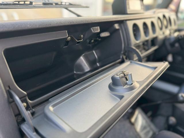 ジムニー ランドベンチャー　切替４ＷＤ　エアコン付き　ルーフキャリアー（20枚目）